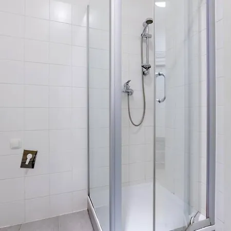 Cozy Studio Apartment Located In Vienna'S Vibrant City Center Exterior photo