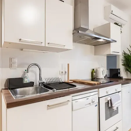 Cozy Studio Apartment Located In Vienna'S Vibrant City Center Exterior photo